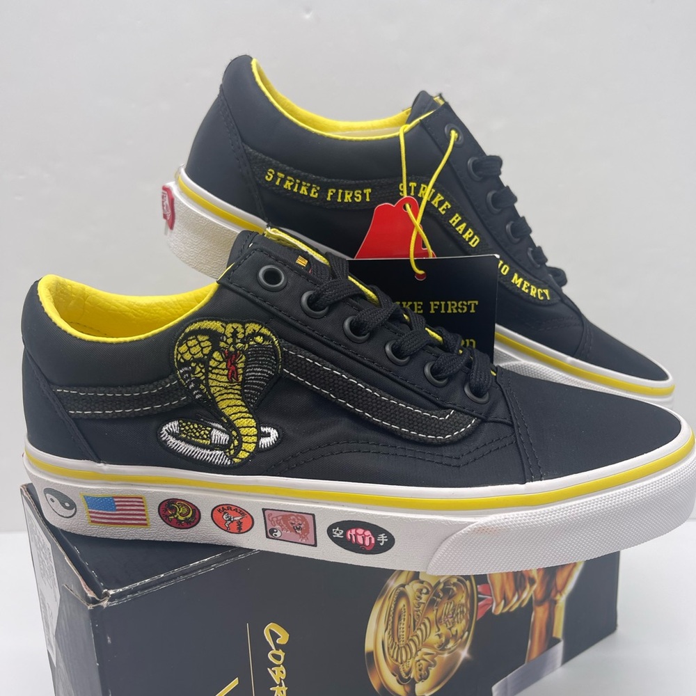 Vans Men’s Old Skool
Cobra Kai Black/Yellow/White Sneakers 
VN0A3WKT05N - Picture 8 of 16